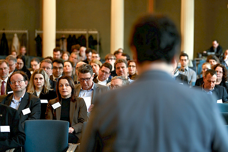Blick ins Publikum bei der Eröffnung der Konferenz